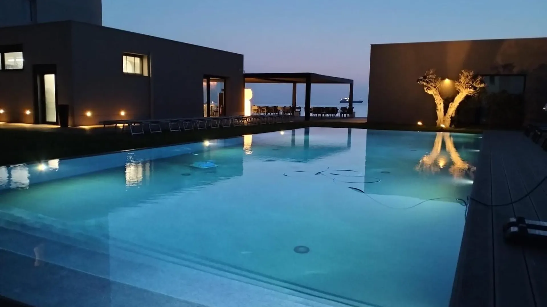 Hotel Punta Tipa Trapani 4*,  Włochy